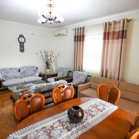 Apartment Darlin Berat Kültér fotó
