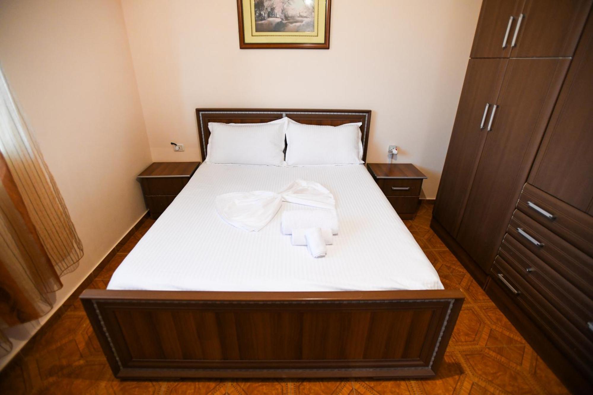 Apartment Darlin Berat Kültér fotó