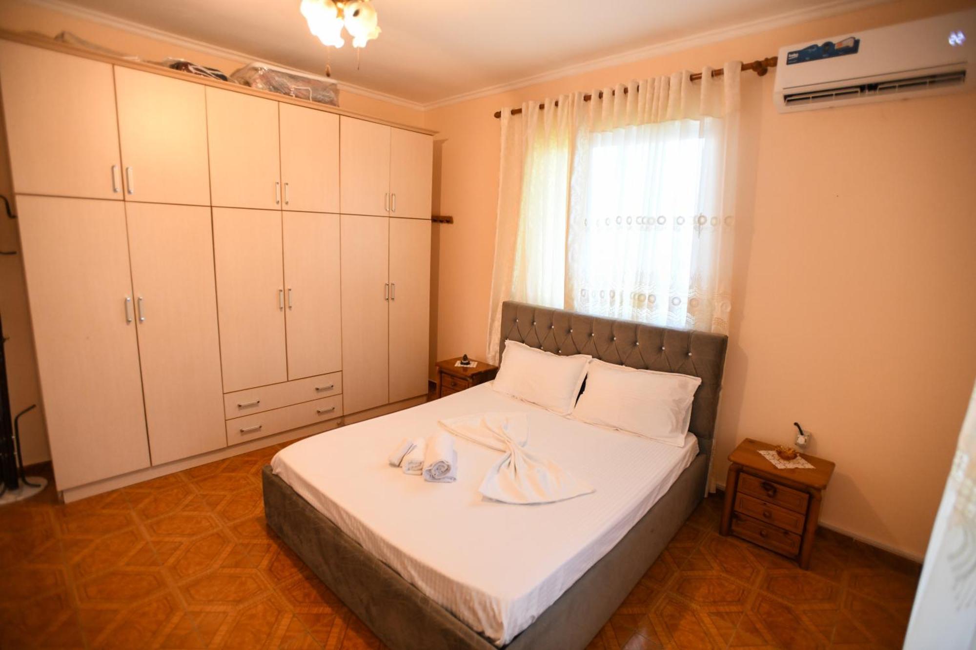 Apartment Darlin Berat Kültér fotó
